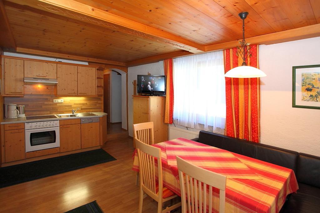 Appartements Wirnsperger Гросарл Стая снимка
